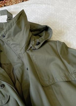 Жіночий плащ брендовий