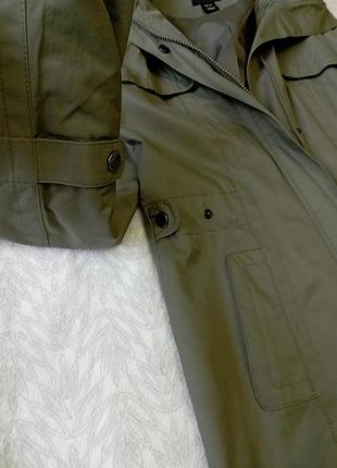 Жіночий плащ брендовий