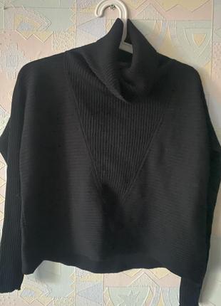 Качественный укороченный свитер с горлом шерсть1 фото