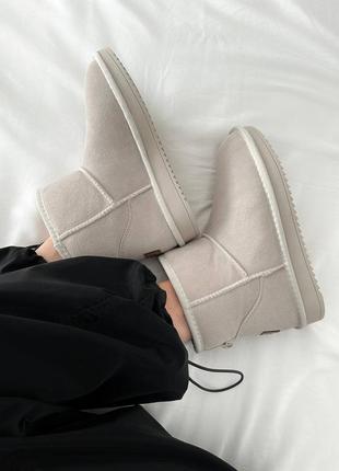 Жіночі уггі ugg mini milk suede