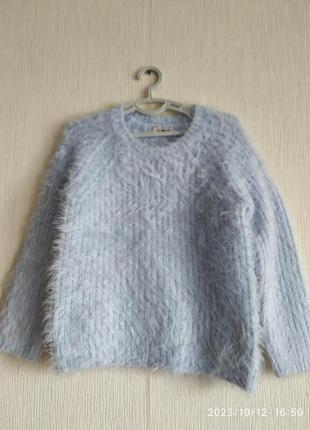 Теплый свитер на девочку на 5-6 лет