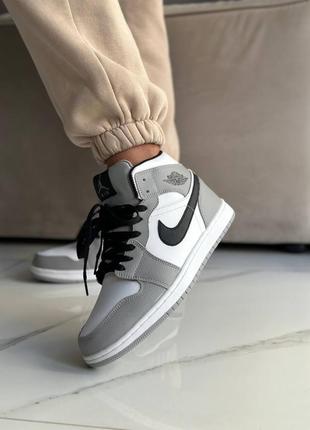 Кроссовки женские nike air jordan retro 1 grey (fur)