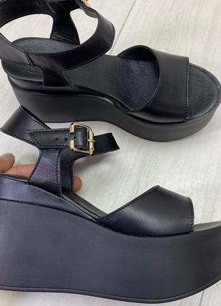 Босоніжки натуральна шкіра