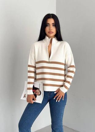 Женский модный белый свитер под шею в коричневую полоску в универсальном размере ткань акрил