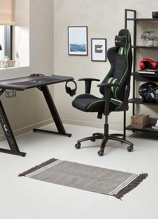 Стіл ігровий, геймерський - комп'ютерний з різнокольоровою led-підсвіткою та тримачами...