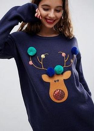 Свитер в наличии.