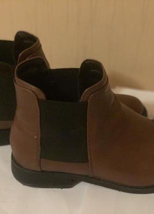 Демисезонные кожаные ботинки, размер 37