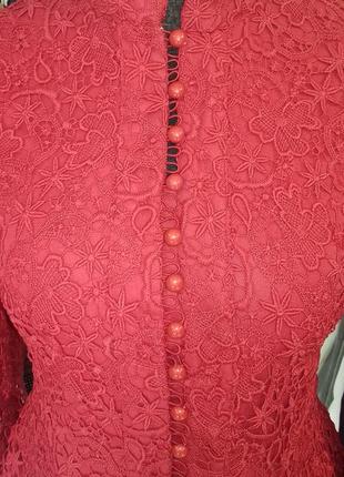 Оригинальное красное платье2 фото
