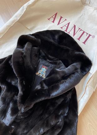Шуба норочная avanti blackglama 44 размер, капишон кобра