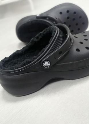 Crocs classic platform lined clog, оригинал1 фото