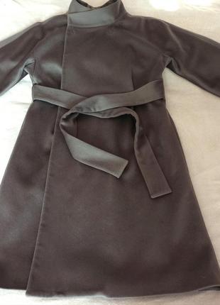 Шикарное шерстяное  пальто италия2 фото