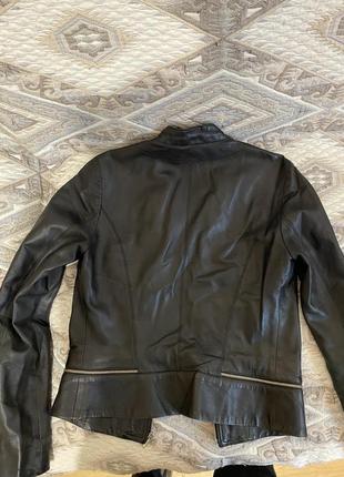 Кожаная куртка женская, стильная короткая курточка с мягкой итальянской кожи5 фото