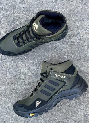 Шикарні зимові кросівки "adidas terrex swift high winter"