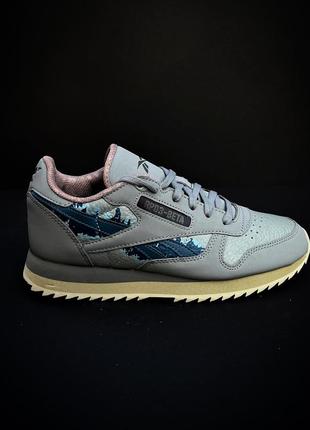 Reebok classic jurassic world2 фото