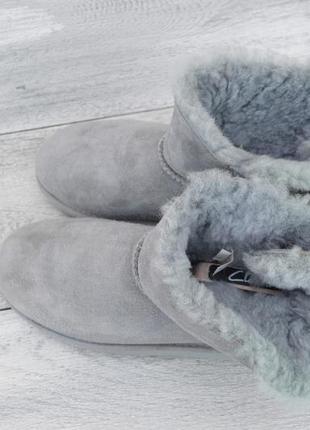 Ugg женские зимние замшевые сапоги серого цвета оригинал 39 размер4 фото