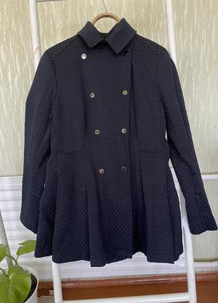 Трендовое дизайнерское пальто jasper conran