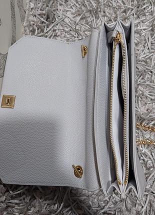 Белая сумка valentino на ремне spinge satchel8 фото