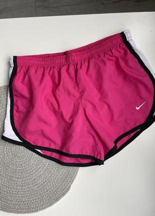 Шорты найк розовые яркие спортивные на тренировки бег