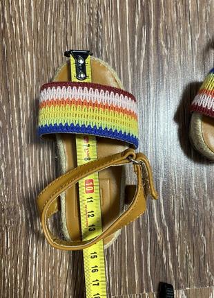 Босоніжки gap 3