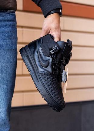 Мужские зимние куртки nike lunar force 1 duckboot 17 black