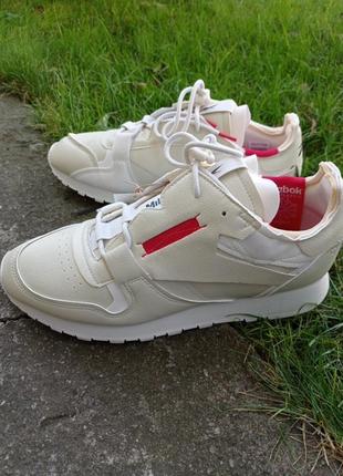 Кроссовки reebok classic vegan ig 9802/ разм.45 оригинал