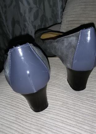 Очень симпатичные замшевые туфли итальянского бренда sore vero cuoio размер 39 1/2 - 40 (26 см)7 фото