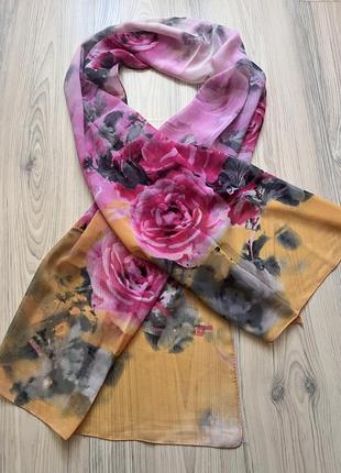 Легкий жіночий шарф