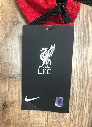 Бананка месенджер nike liverpool8 фото