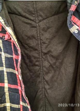 Деми пальто - рубашка, с капюшоном, куртка в клетку красно-черная top rocker (р.42-44)7 фото