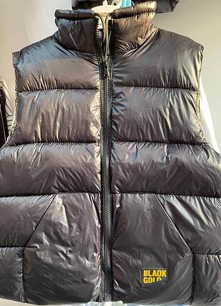 Безрукавка чорна в наявність від 120р по 160р