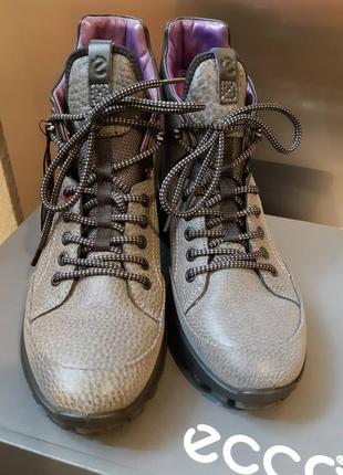 Фирменные новые термо ботинки ecco exostrike р-р 38(25см)оригинал