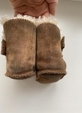 Классные, очень теплые детские пинетки ugg erin 5202, оригинал, размер 20.5, натуральная замша и внутри овчина8 фото