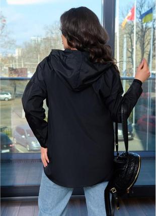 Брендовая черная куртка-ветровка moonsoon
