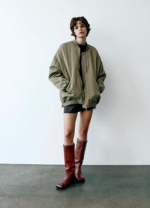 Нейлоновый оверсайз бомбер куртка zara 3427/733