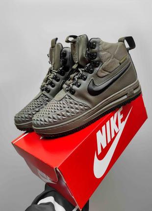 Nike midnight force duckboot haki fur