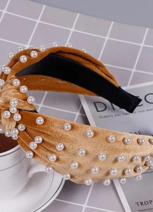 Женский бархатистый обруч - чалма для волос с жемчугом / ободок для головы горчичный