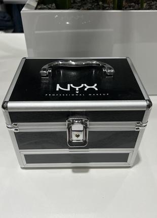 Кейс коробка визажиста nyx