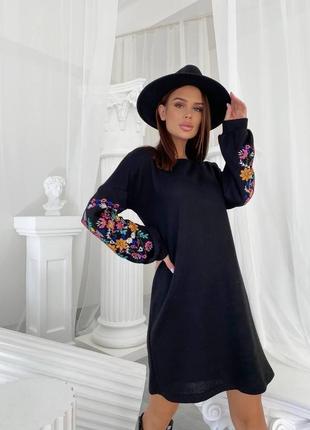 Стильна жіноча українська сукня з вишивкою