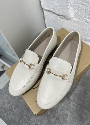 Новые лоферы 36р кожа