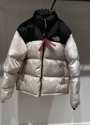 Пуховик the north face