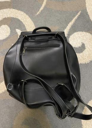 Черный рюкзак из экокожи2 фото