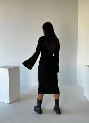 Элегантное нежное женственное платье длинная миди со шнуровкой на спине свободного кроя рубчик с длинными рукавами5 фото