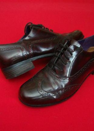 Туфлі-оксфорди clarks натур шкіра 39-40 розмір