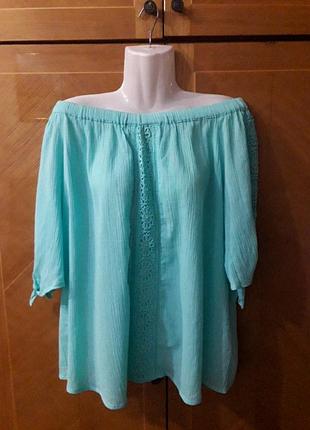 George  очень  красивая  блузка  100% хлопок  р.20 с кружевом