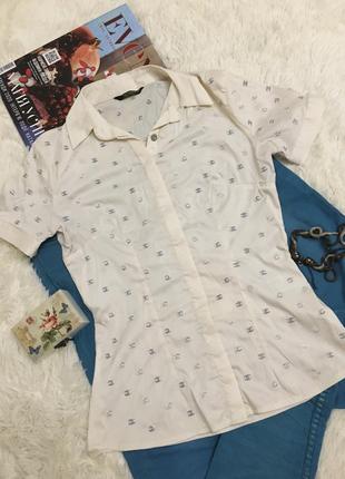 Бежевая рубашка с коротким рукавом