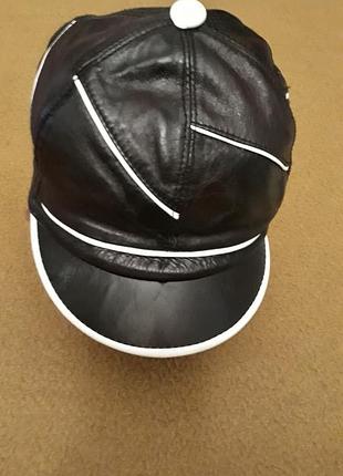 Новый кожаный капюшон на цигейке зимний унисекс