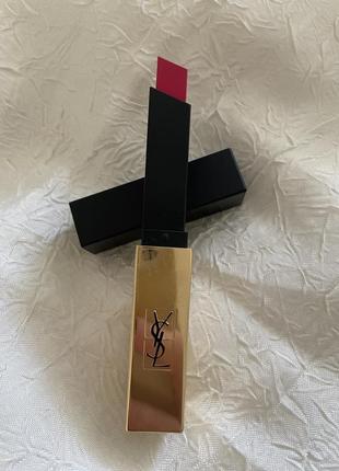 Стойкая помада для губ ysl rouge pur couture the matte slim lipstick