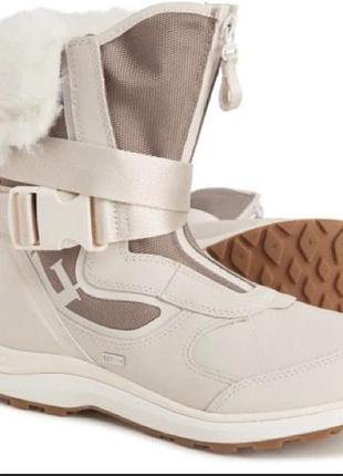 Водонепроницаемые ботинки ugg
