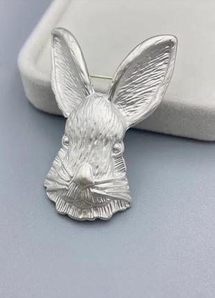 Брошь заяц под серебро ретро винтаж пин значок кролик зайчик голова1 фото
