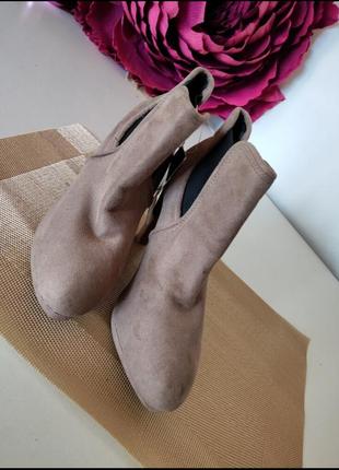Женские ботинки от немецкой тм esmara.5 фото